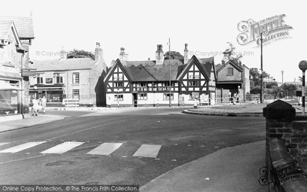 Photo of Knutsford, The Roundabout c.1950