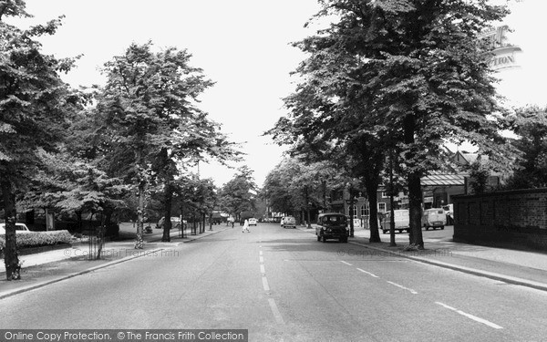 Photo of Knutsford, Toft Road c.1960