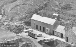 Thomas's Private Hotel 1927, Kynance Cove