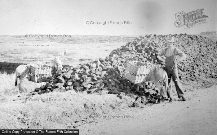 Photo of Lahinch, Gathering Peat c.1937