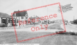 Southend Arterial Road c.1960, Laindon
