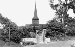 Laindon, St Nicholas's Church c1960