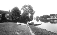 The Ferry 1904, Laleham
