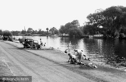 The River Thames c.1955, Laleham