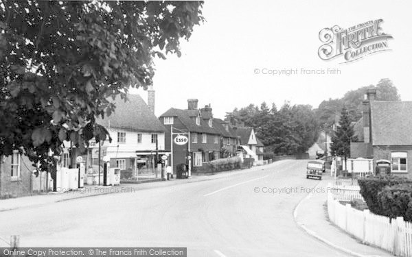 Photo of Lamberhurst, High Street c.1955