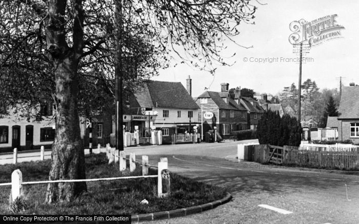 Photo of Lamberhurst, The Village Green c.1955