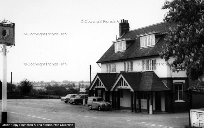 Photo of Lambourne End, Beehive Hotel c.1965