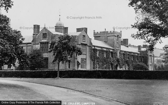 Photo of Lampeter, Old Buildings, St David's College c.1955