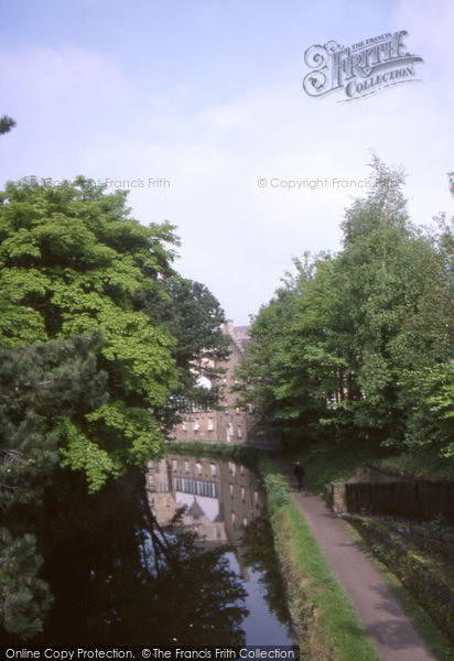 Photo of Lancaster, Canal, White Cross 2004