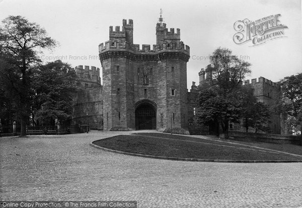 Photo of Lancaster, Castle Gateway 1912