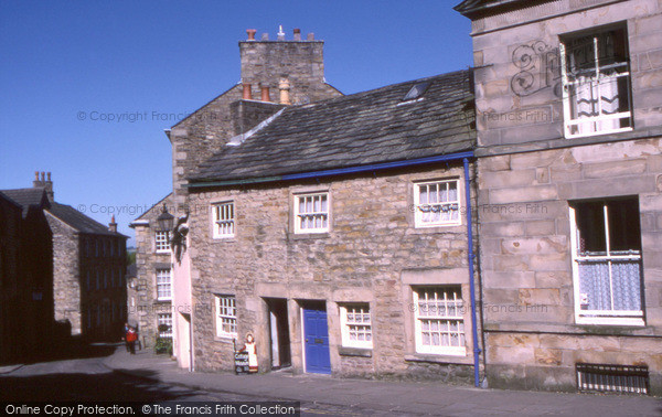 Photo of Lancaster, Cottage Museum 2004