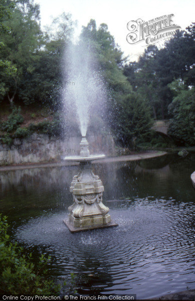 Photo of Lancaster, Fountain, Williamson Park 2004
