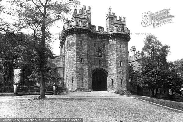 Photo of Lancaster, The Castle Gateway 1912