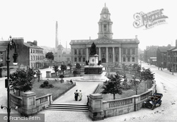 Town Hall And Queen Victoria Statue 1912, Lancaster