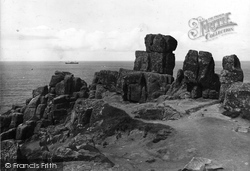 1927, Land's End