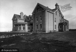 Hotel 1908, Land's End