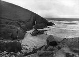 Mill Bay 1927, Land's End