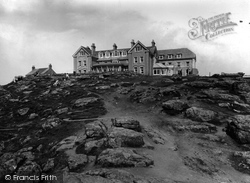 The Hotel 1928, Land's End