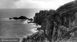 The Rocks South Side c.1955, Land's End