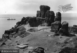 Wesley's Stone 1928, Land's End