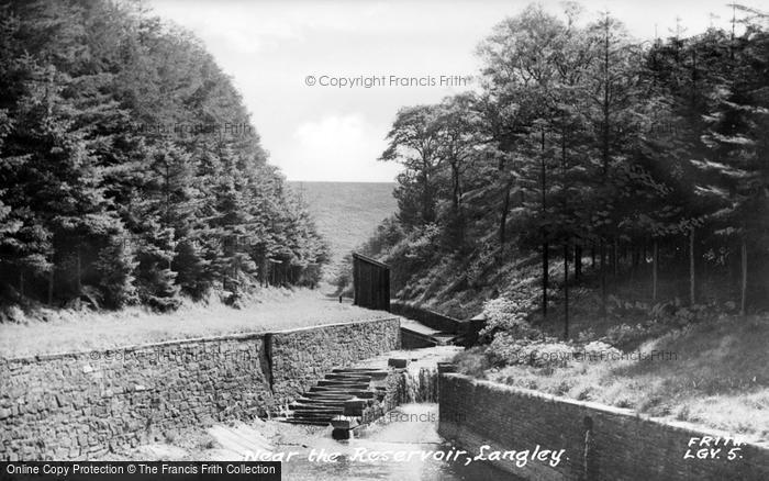 Photo of Langley, Near The Reservoir c.1955