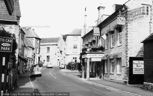 Photo of Langport, Cheapside And Langport Arms Hotel c.1965