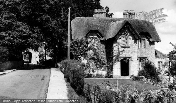 Photo of Langport, The Hanging Chapel And Old School House c.1960
