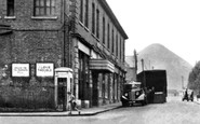 Langwith, High Street c1950