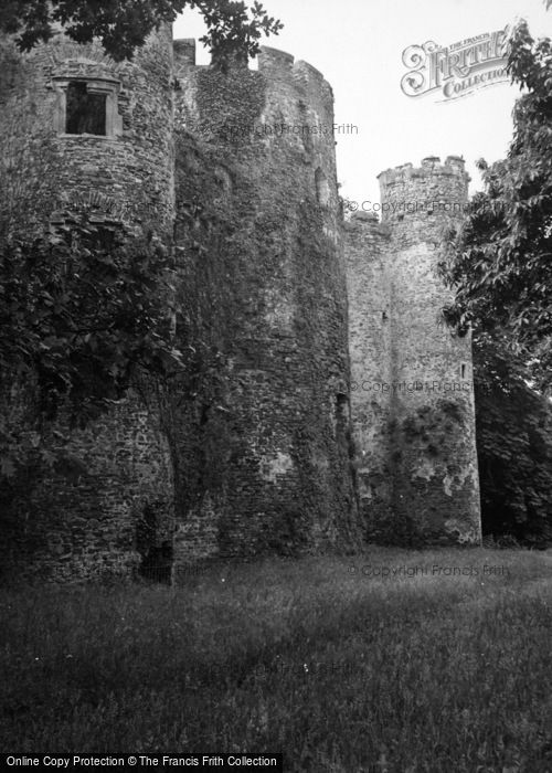 Photo of Laugharne, Castle 1953