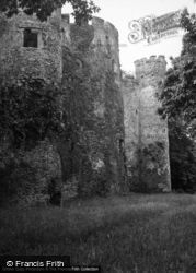 Castle 1953, Laugharne
