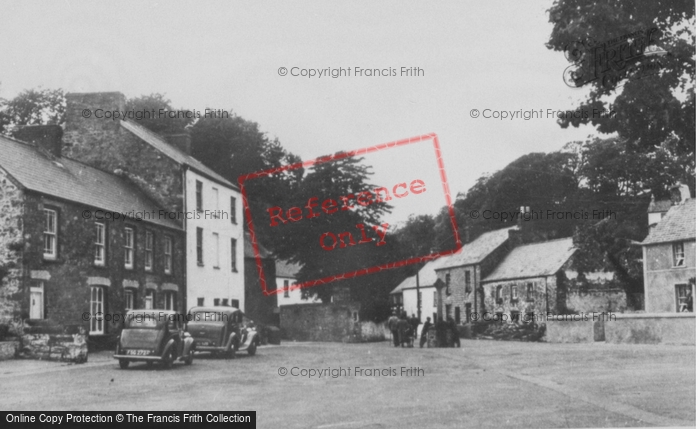Photo of Laugharne, Grist Square c.1955