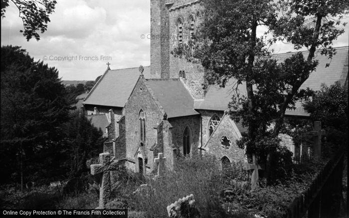Photo of Laugharne, St Martin's Church 1960