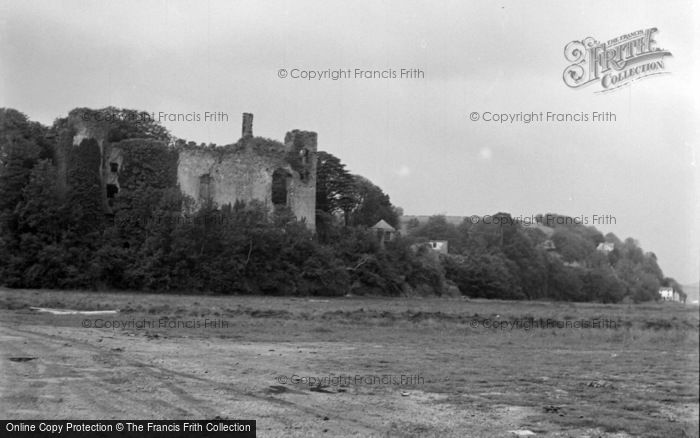 Photo of Laugharne, The Castle 1958