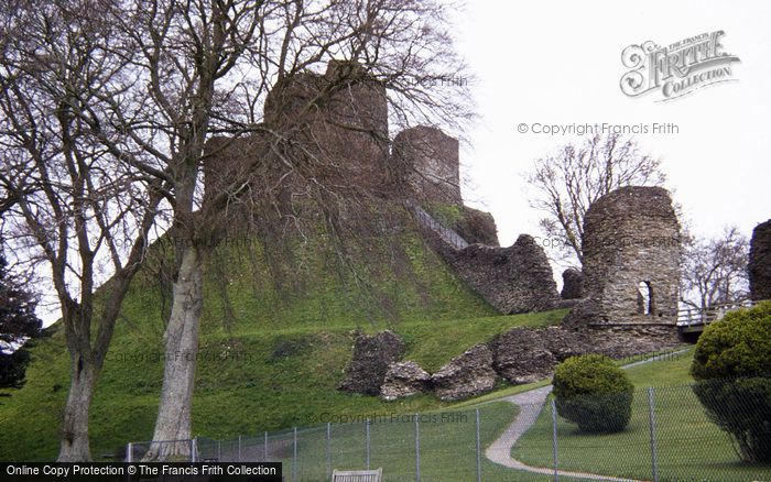 Photo of Launceston, Castle 1985