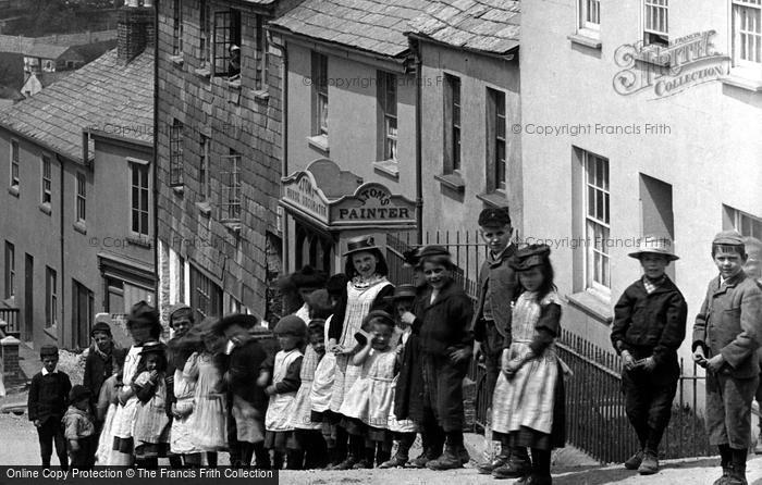 Photo of Launceston, Children On Old Hill 1893