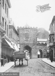 Southgate Arch 1906, Launceston