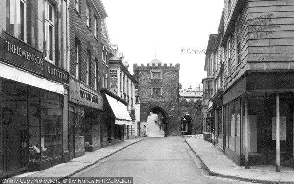 Photo of Launceston, Southgate Street c.1955