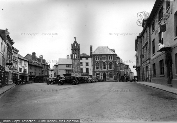 Photo of Launceston, The Square c.1955
