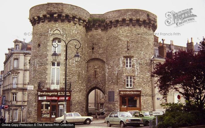 Photo of Laval, Porte Beucheresse, Gateway Of Old Town 1984