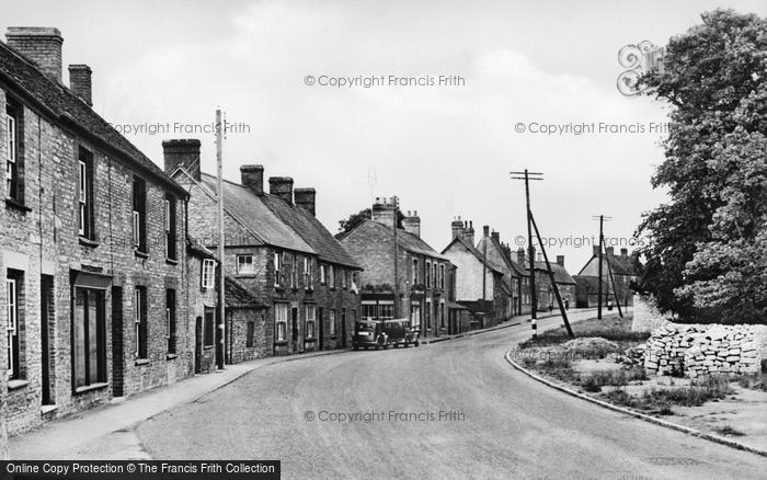 Photo of Lavendon, Northampton Road c.1950