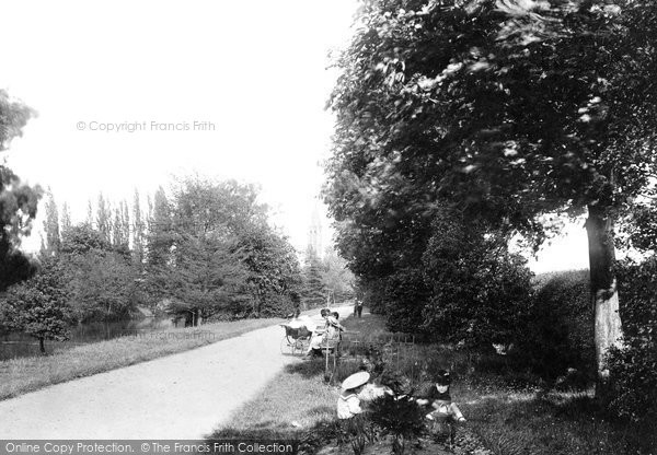 Photo of Leamington Spa, New River Walk 1892
