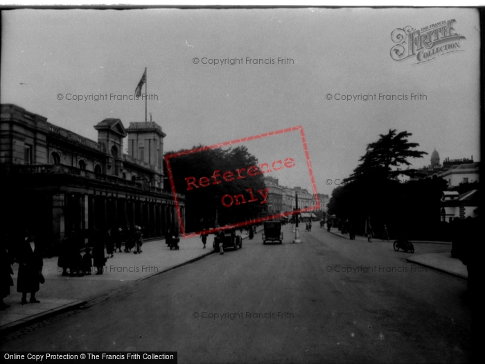 Photo of Leamington Spa, Royal Pump Room 1932