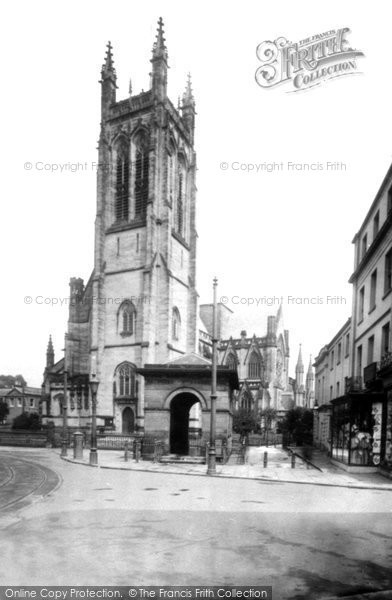 Photo of Leamington Spa, The Parish Church And Old Well 1922