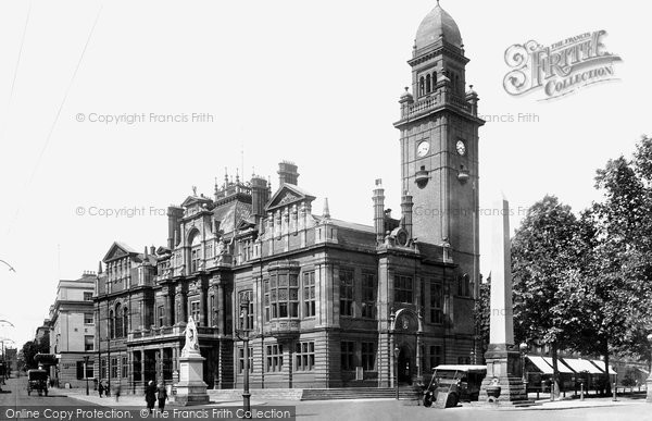 Photo of Leamington Spa, Town Hall 1922