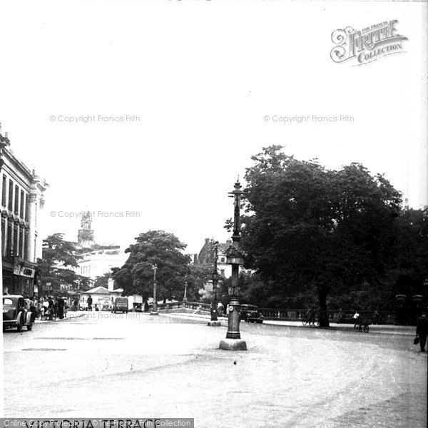 Photo of Leamington Spa, Victoria Terrace c.1955