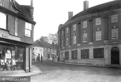 Bank Corner 1912, Leatherhead