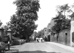 Church Street 1908, Leatherhead