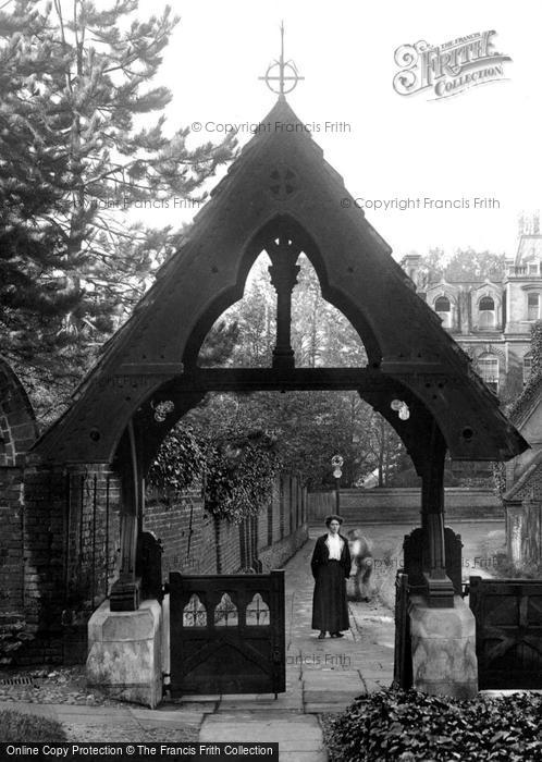 Photo of Leatherhead, Lychgate 1909