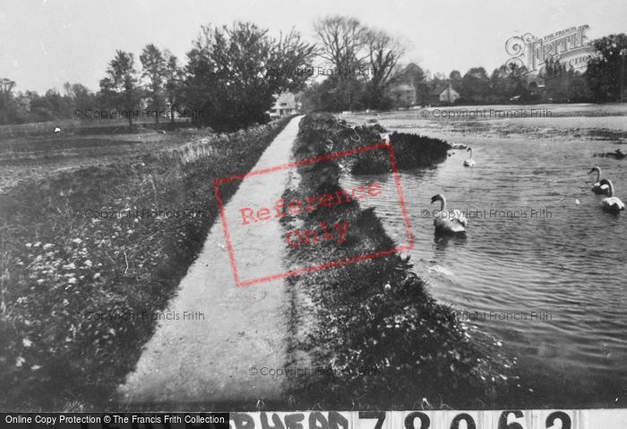 Photo of Leatherhead, Mill Pond 1925