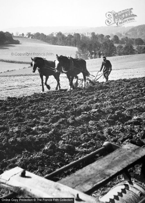 Photo of Leatherhead, Ploughing 1925